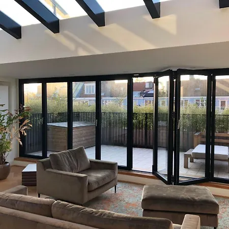 Fantastic Bright Penthouse * אמסטרדם